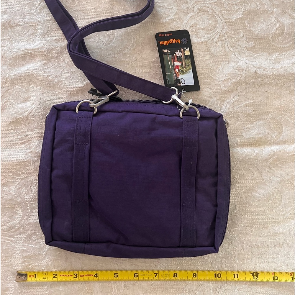 Baggallini crossbody sport travel purse